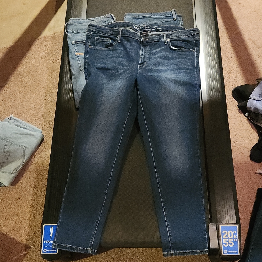 Universal thread jeans